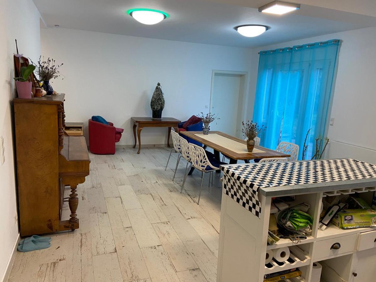 Dada Apartment *